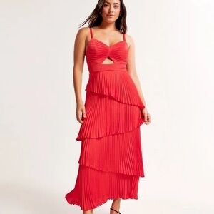 A&F Giselle Pleated Tiered Maxi Dress